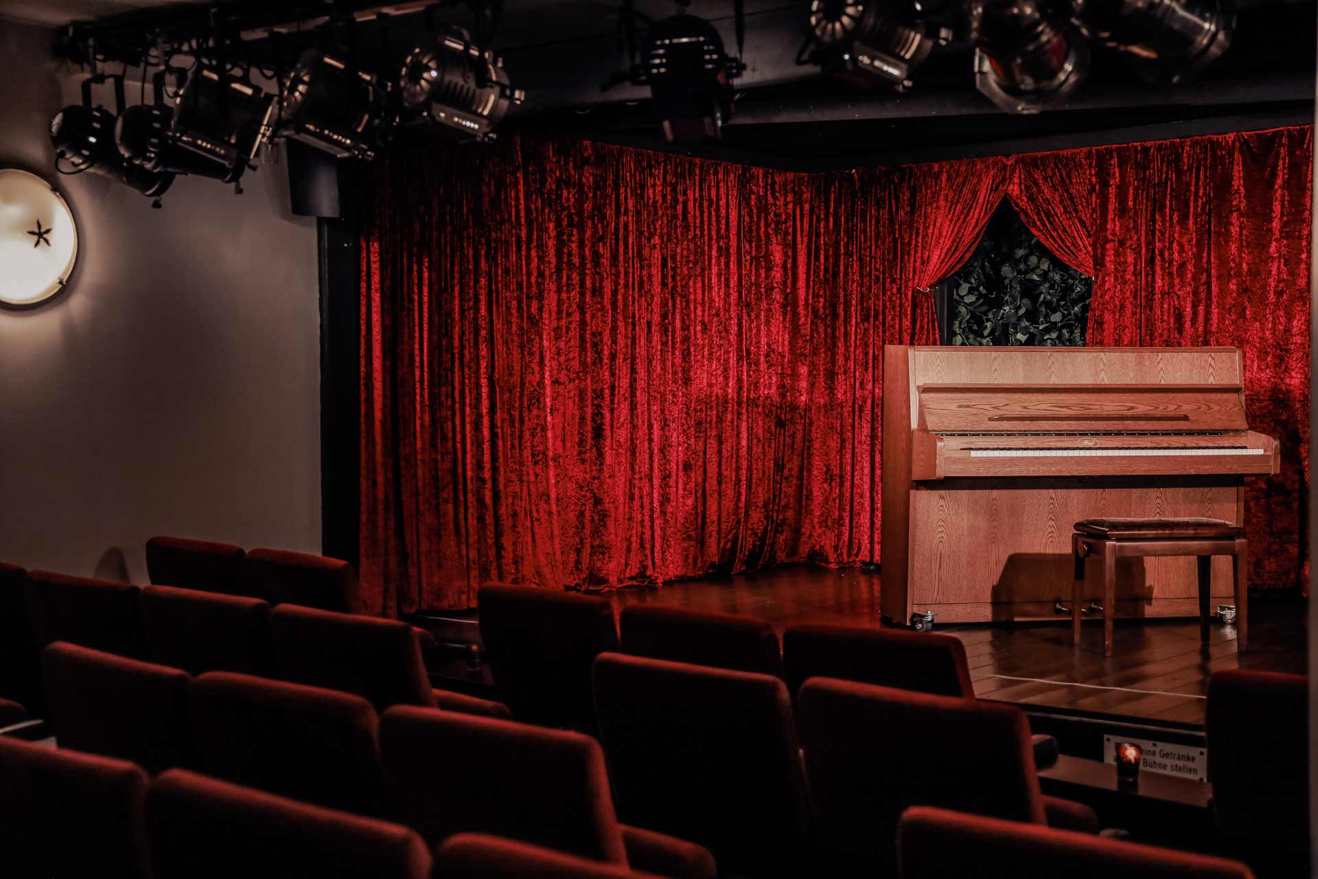 Theater an der Luegallee