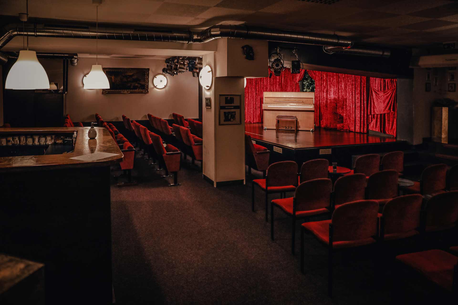 Theater an der Luegallee